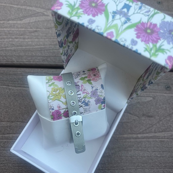 💥HP 💥 Women's Glitz Sparkle Dial Spray Silver Alloy Mesh Band Watch 36mm - Picture 6 of 7